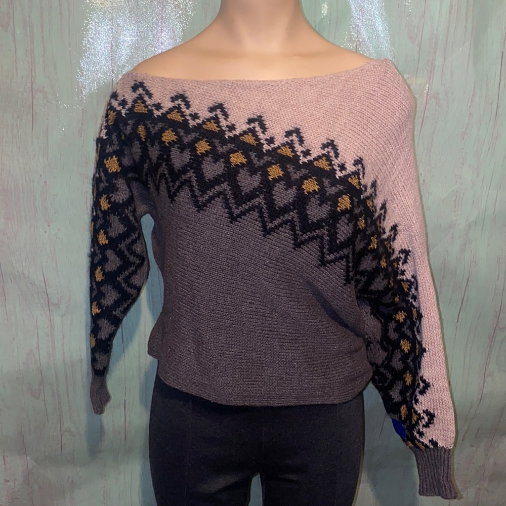 Free People sweater size small